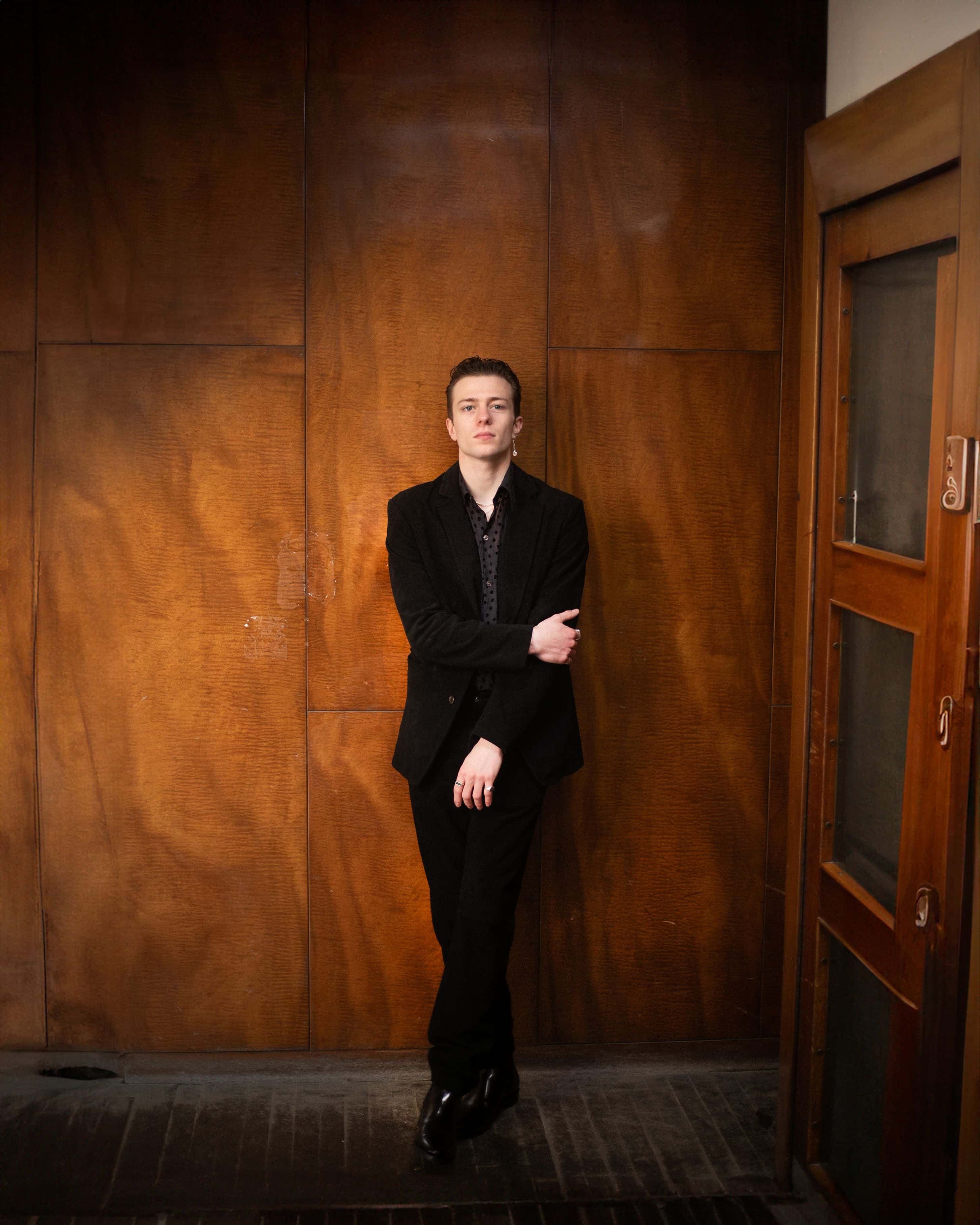 Scrolling selection of images 3