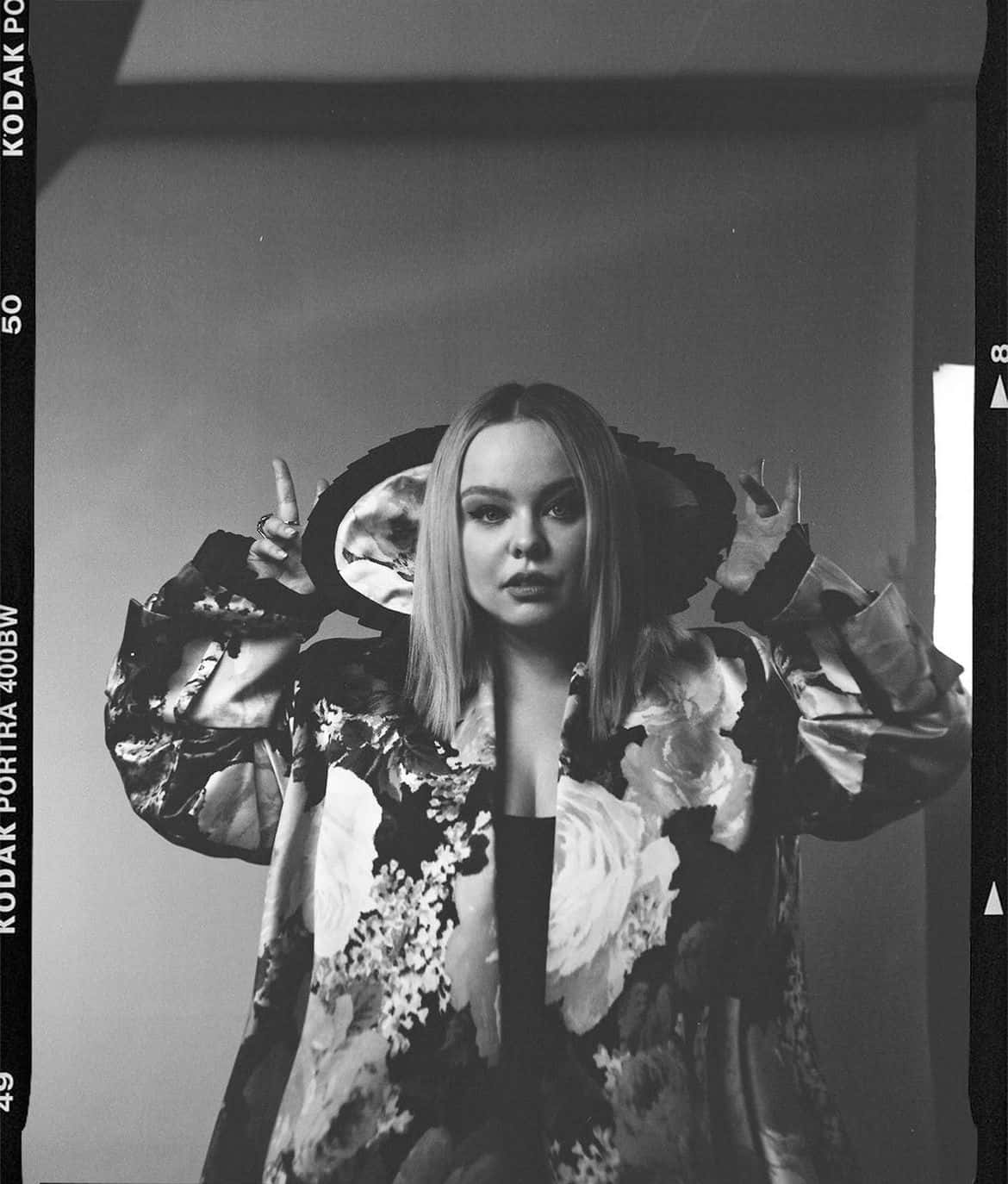 Scrolling selection of images 1